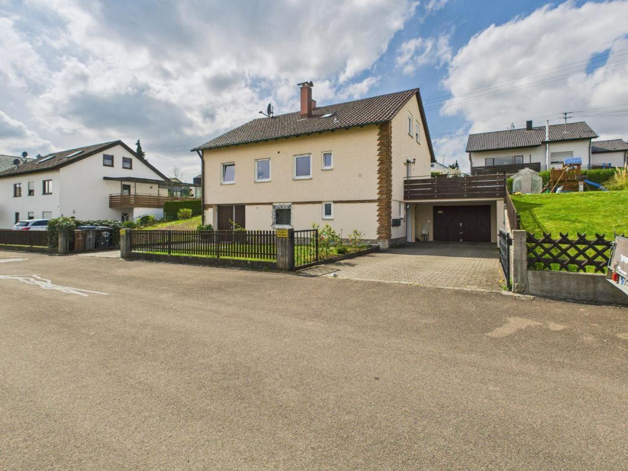 Ferienwohnung Naehe Legoland Mit Grossem Garten Und Terrasse Sontheim an der Brenz Екстериор снимка