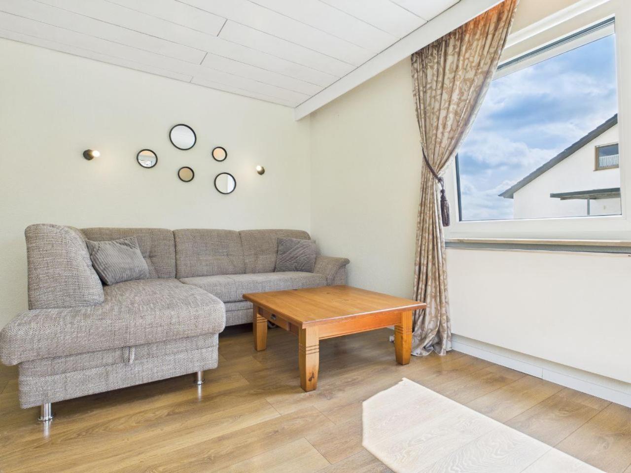 Ferienwohnung Naehe Legoland Mit Grossem Garten Und Terrasse Sontheim an der Brenz Екстериор снимка